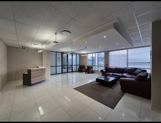 977M² OFFICE TO LET IN SANDTON CENTRAL